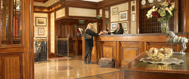 O`Callaghan Mont Clare Hotel - Reception O`Callaghan Mont Clare Hotel - Reception